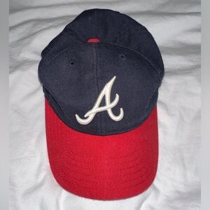 Atlanta Braves ~ Kids Ball Cap ~ Flexfit ~ Twins Enterprise ~ Great Condition